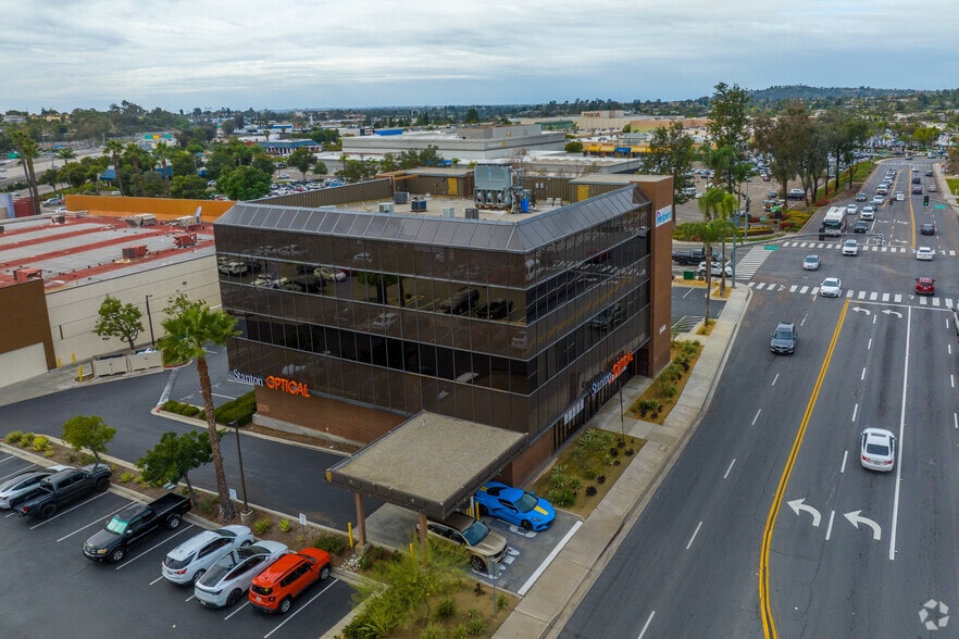 More Photos Of 5464 Grossmont Center Dr, La Mesa Office For Lease