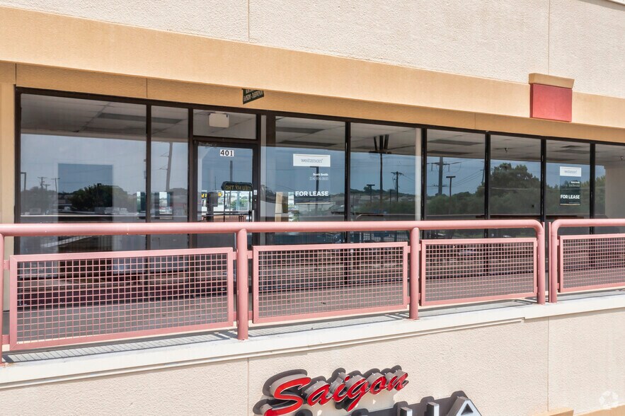 More Photos Of 3112-3212 N Jupiter Rd, Garland Unknown For Lease