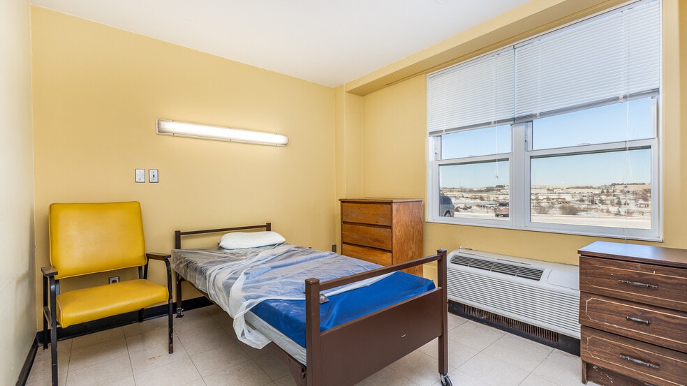 More Photos Of 1160 Seippel Rd, Dubuque Healthcare For Sale