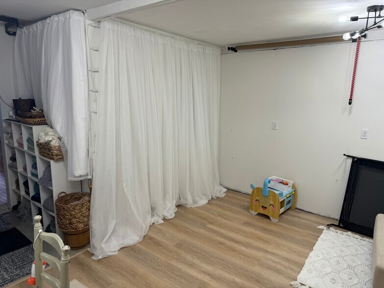 More Photos Of 111 Main St, Winterport General Retail For Sale