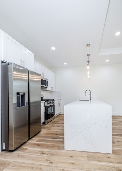 More Photos Of 2611 21st st, Chicago Apartments For Sale