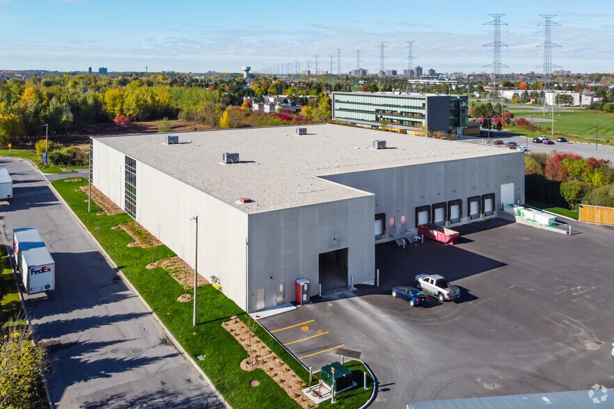 More Photos Of 899 Ages Dr, Ottawa Service For Lease