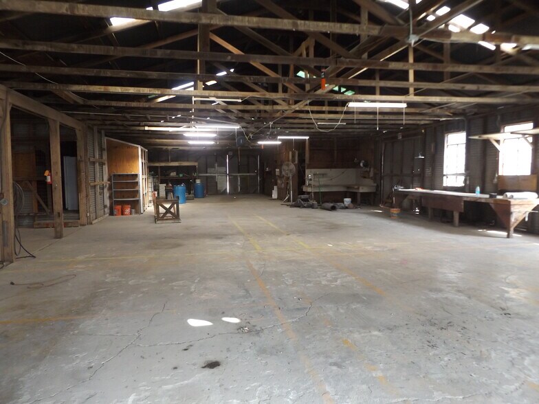 More Photos Of 11523 Jones Maltsberger Rd, San Antonio Warehouse For Lease