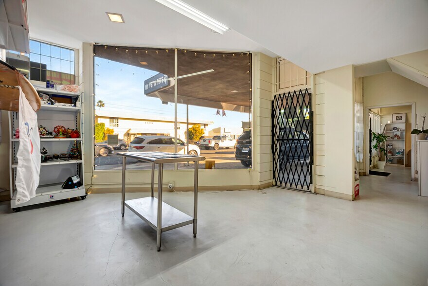 More Photos Of 11915 Inglewood Ave, Hawthorne Medical For Sale