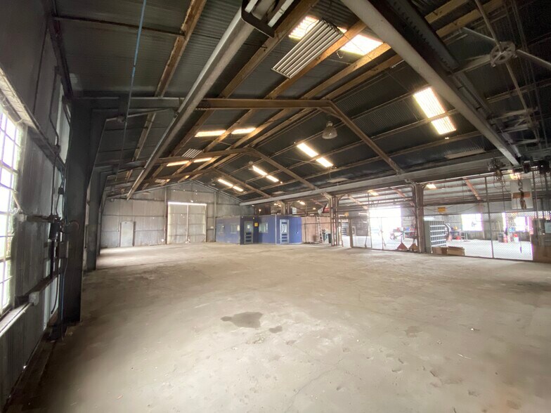 More Photos Of 4501 Baldwin Blvd, Corpus Christi Warehouse For Lease