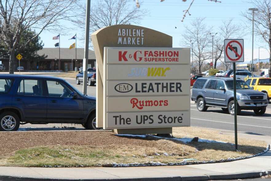 More Photos Of 1140-1160 S Abilene St, Aurora Freestanding For Lease