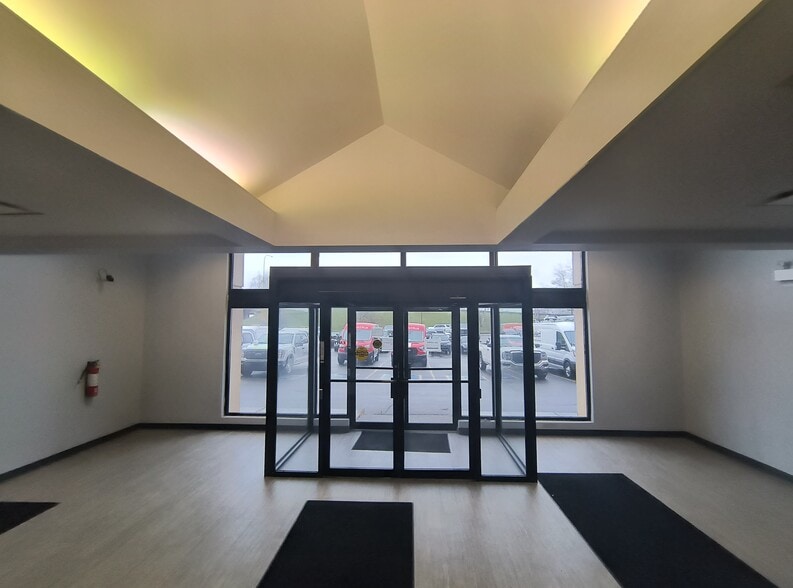 More Photos Of 400 Main St, Saint John Office For Lease