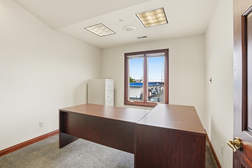 More Photos Of 8080 E 109th Ave, Crown Point Medical For Sale