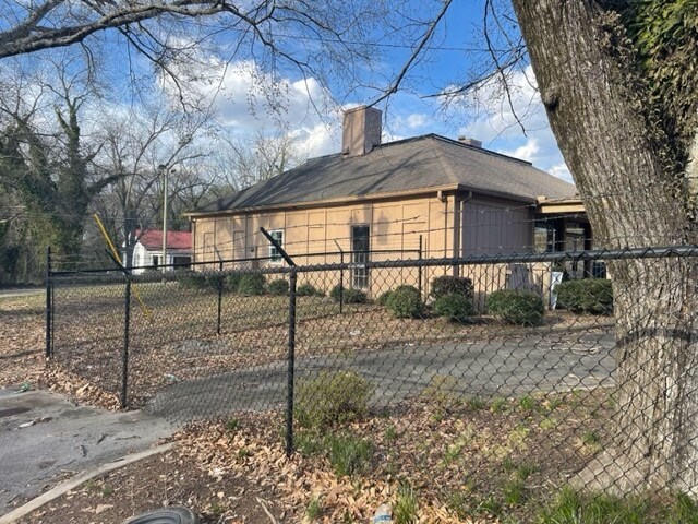 More Photos Of 510 Calhoun Ave NE, Rome Bank For Sale