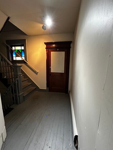 More Photos Of 81 Draher St, Waterbury Apartments For Sale