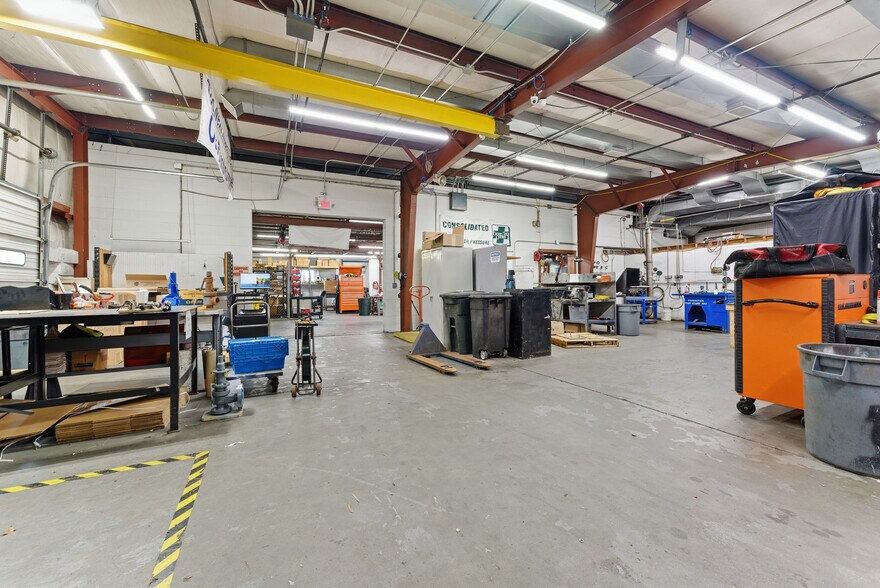 More Photos Of 34 Elise St, Westfield Industrial For Sale