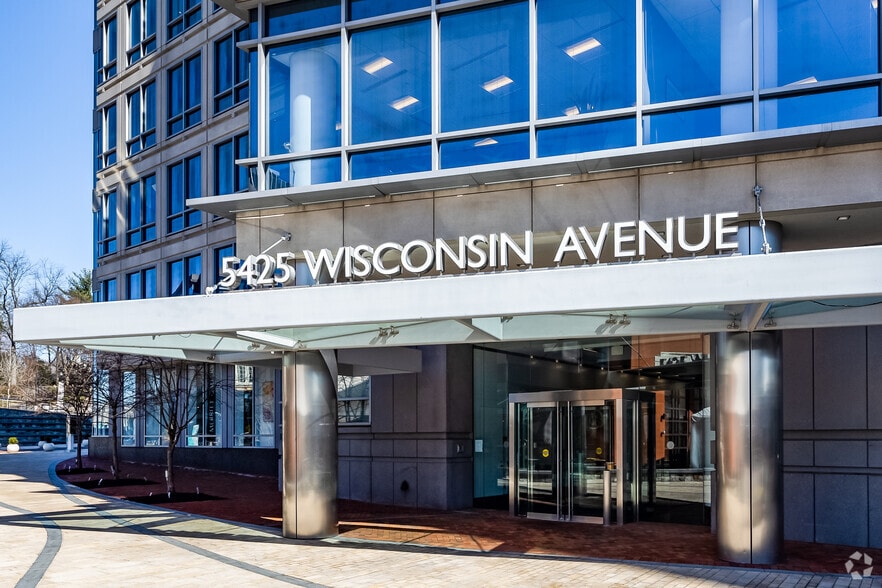 More Photos Of 5425 Wisconsin Ave, Chevy Chase Coworking Space