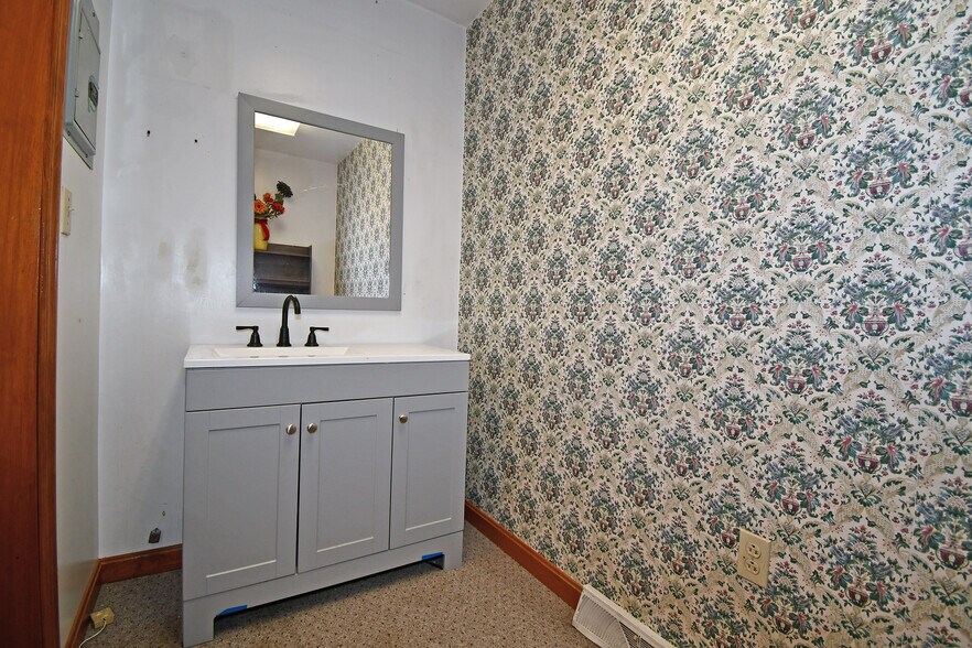 More Photos Of 1206 Brookline Blvd, Pittsburgh Medical For Sale