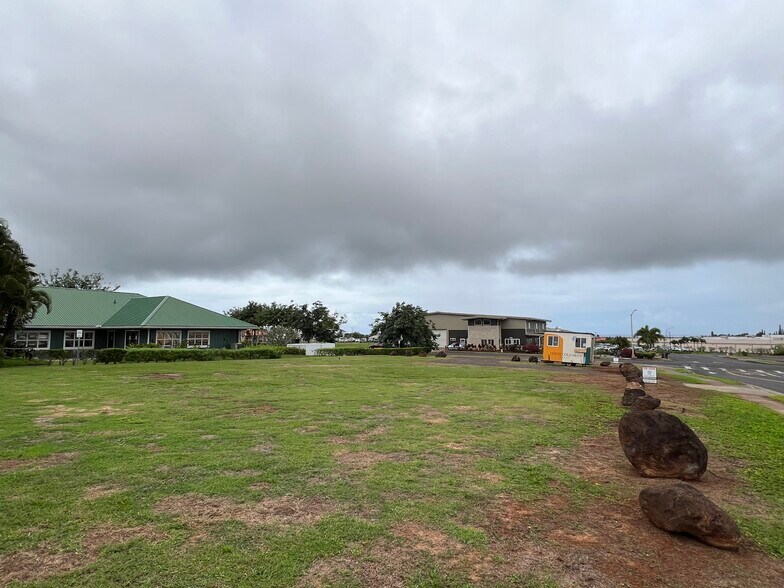 More Photos Of 4453 Pahee St, Lihue Land For Lease