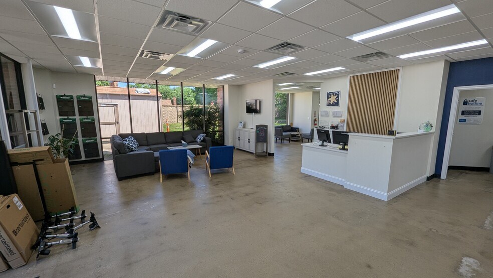 More Photos Of 315 Harwood Rd, Bedford Loft Creative Space For Lease