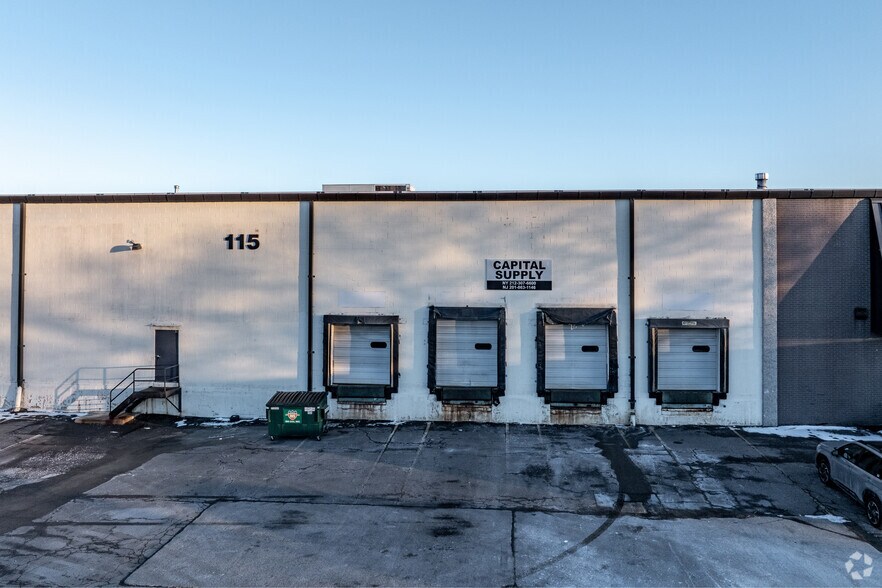 More Photos Of 111-115 Castle Rd, Secaucus Warehouse For Lease