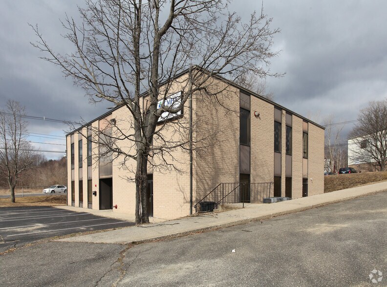 Primary Photo Of 36 Sheffield St, Waterbury Unknown For Lease