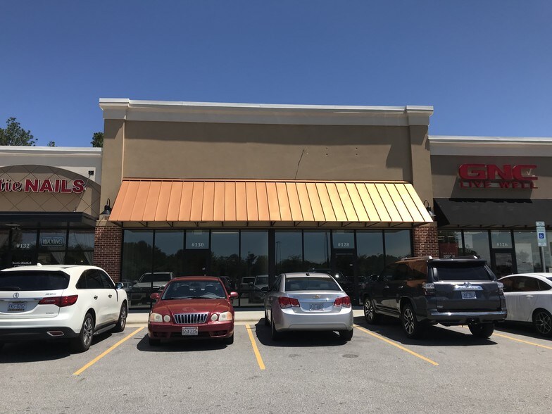 More Photos Of 2800 Gillespie St, Fayetteville General Retail For Sale