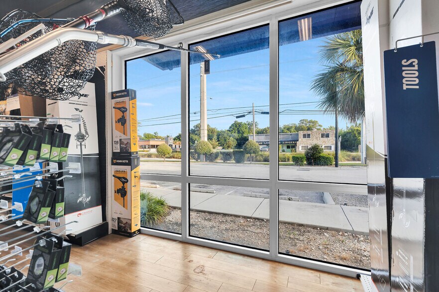 More Photos Of 81984 Overseas Hwy, Islamorada Freestanding For Sale