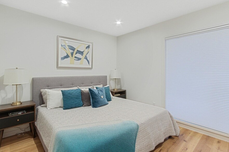 More Photos Of 362 W Broadway, South Boston Apartments For Sale