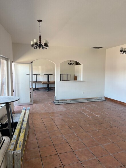 More Photos Of 9353 Greenback Ln, Orangevale Freestanding For Lease