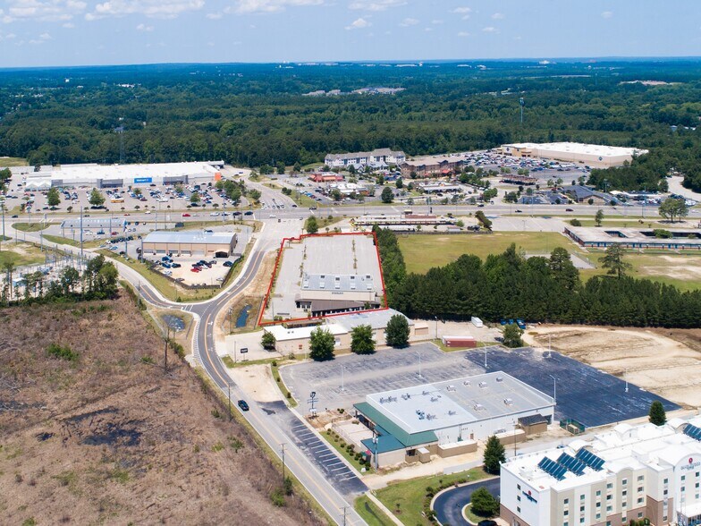 More Photos Of 1501 Skibo Rd, Fayetteville General Retail For Sale