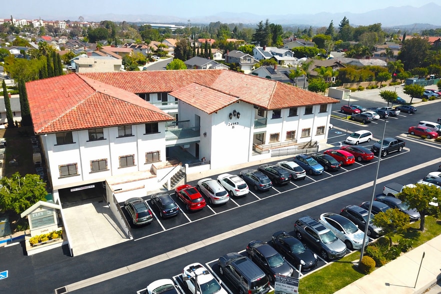 Primary Photo Of 24953 Paseo De Valencia, Laguna Hills Coworking Space