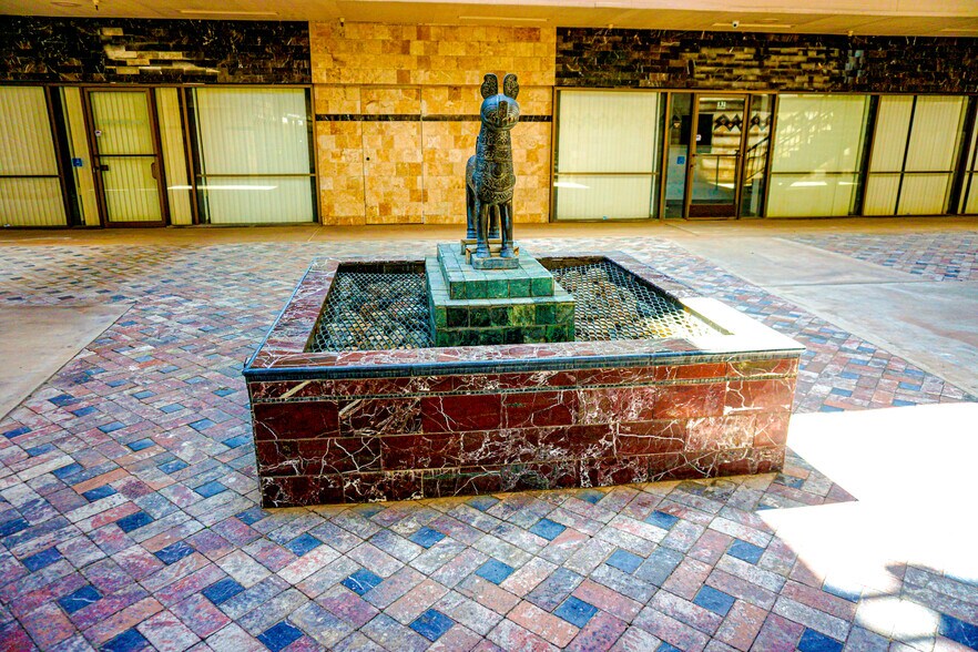 More Photos Of 770 E Shaw Ave, Fresno Office For Lease