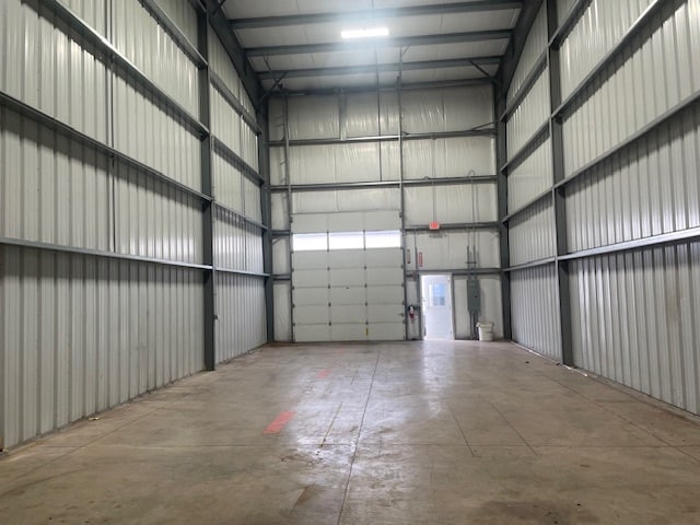 More Photos Of 5681 Crater Lake Hwy, Central Point Warehouse For Lease
