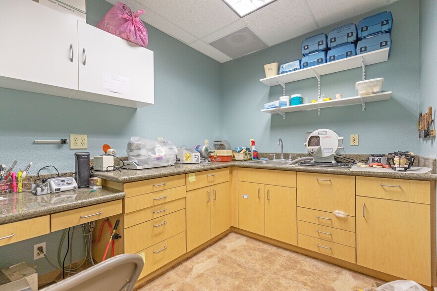 More Photos Of 2839 Spafford St, Davis Office For Sale