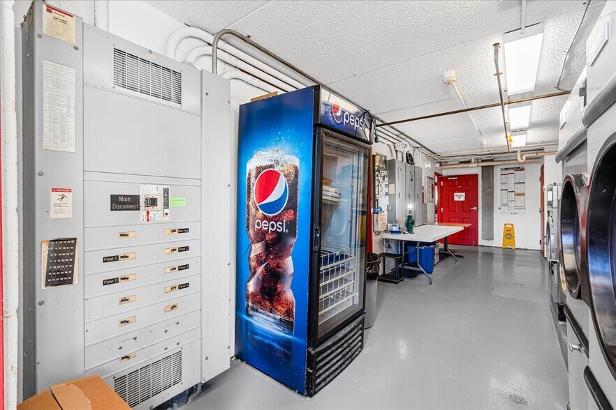 More Photos Of 182 Quillens Chapel Rd, Campton Hotel For Sale