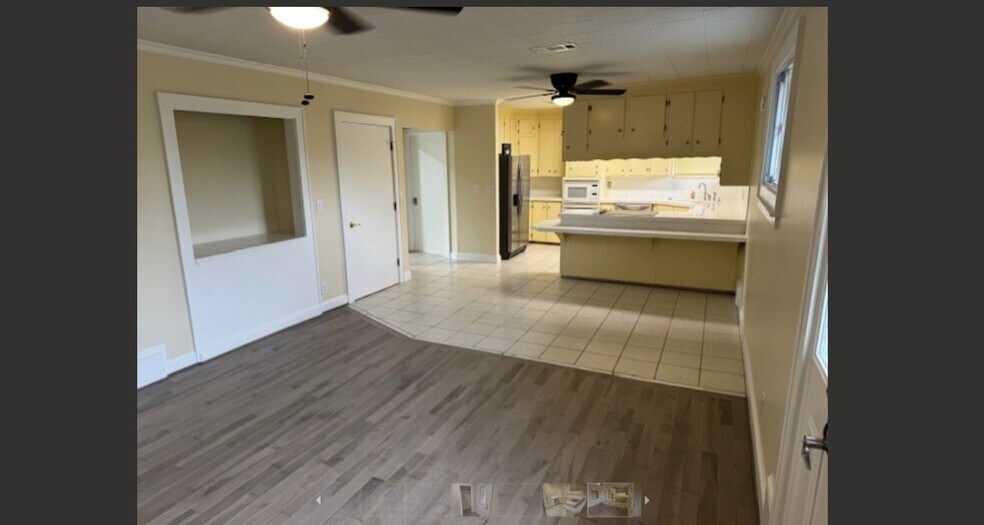 More Photos Of 4909 Boone Trl, Millers Creek Flex For Sale