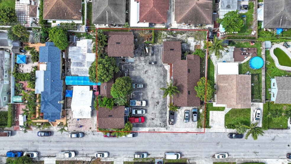 More Photos Of 1000 W Lakewood Rd, West Palm Beach Apartments For Sale