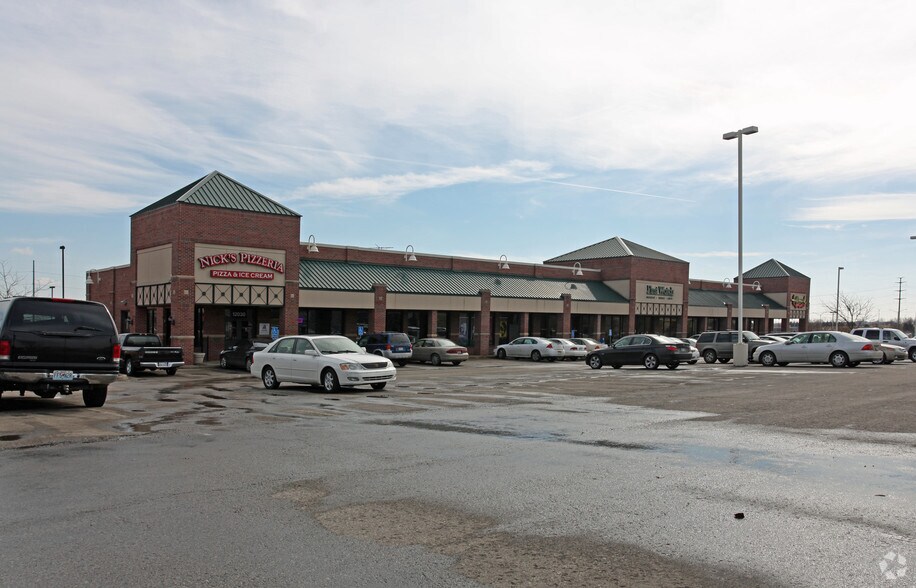 More Photos Of 7541-7579 W 119th St, Overland Park Unknown For Lease