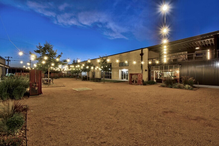 More Photos Of 215 Coca Cola Pl, San Antonio Apartments For Lease