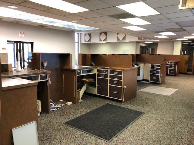 More Photos Of 225 W Joe Orr Rd, Chicago Heights Storefront Retail Office For Sale