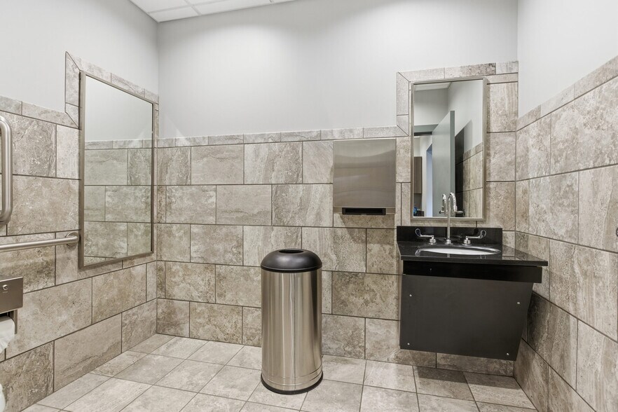 More Photos Of 3009 Washington Rd, McMurray Office For Sale