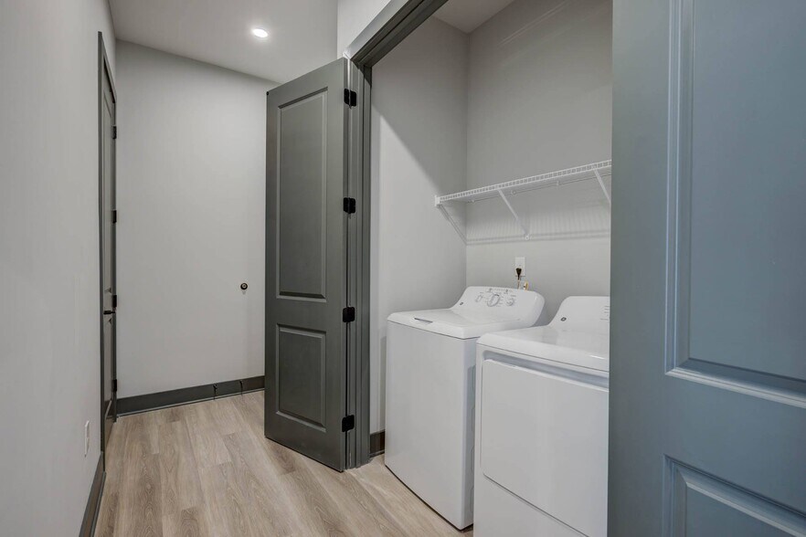 More Photos Of 352 S Walker St, Cary Apartments For Lease