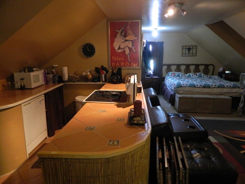 More Photos Of 408 Greene St, Key West Freestanding For Lease