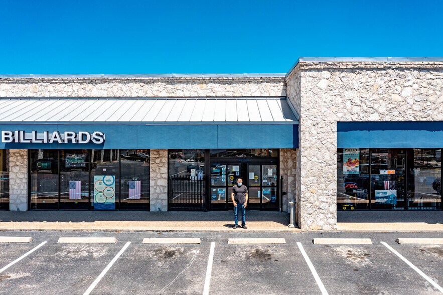 More Photos Of 9323 Perrin Beitel Rd, San Antonio Unknown For Lease