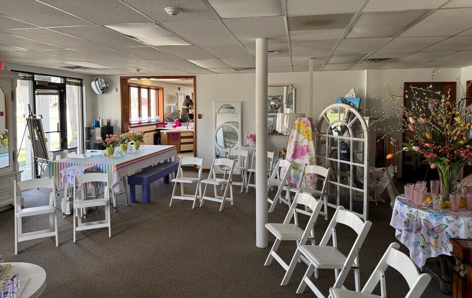 More Photos Of 2601 S 6th St, Springfield Medical For Lease