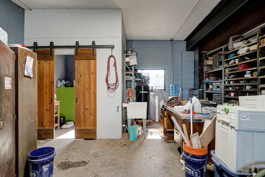 More Photos Of 1615 N Portland Ave, Oklahoma City Warehouse For Sale