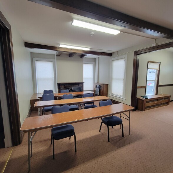 More Photos Of 5319 Route 9W, Newburgh Funeral Home For Sale