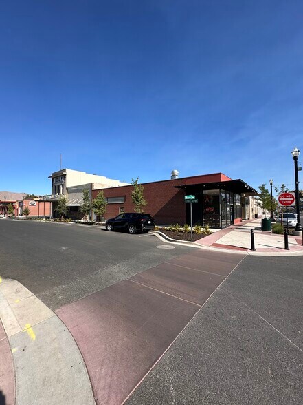 More Photos Of 36 W Utah Ave, Payson Storefront For Sale