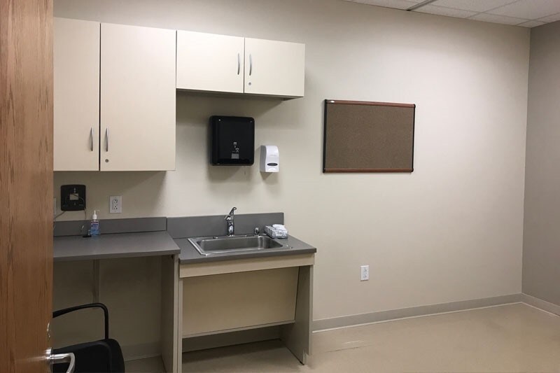 More Photos Of 101 Yorkshire Blvd, Lexington Medical For Lease
