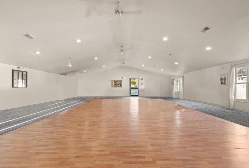 More Photos Of 3225 Rivers Ave, North Charleston Restaurant For Lease