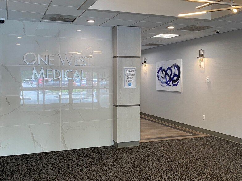 More Photos Of 1 West Ave, Saratoga Springs Medical For Lease