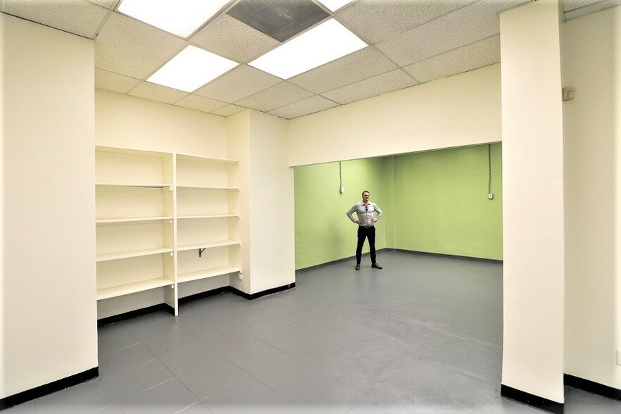 More Photos Of 160-166 W Pico Blvd, Los Angeles Apartments For Sale