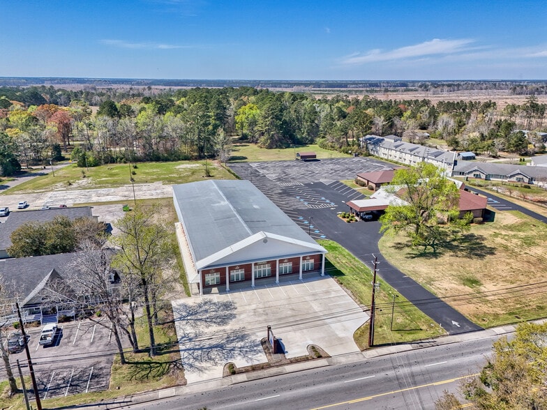 More Photos Of 69 Jessamine Ave, Georgetown Flex For Sale