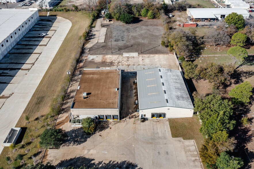 Primary Photo Of 515 Mills Rd, Garland Food Processing For Lease